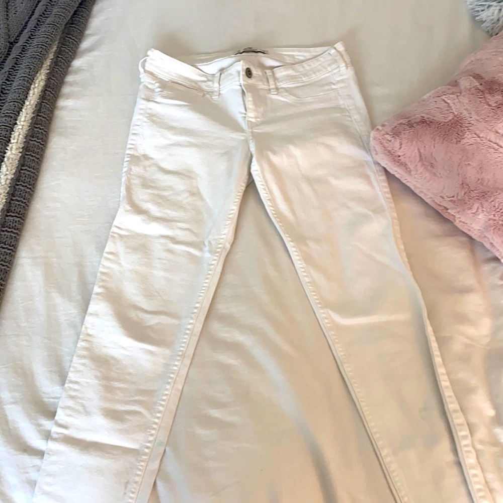 White Hollister Skinny Jeans